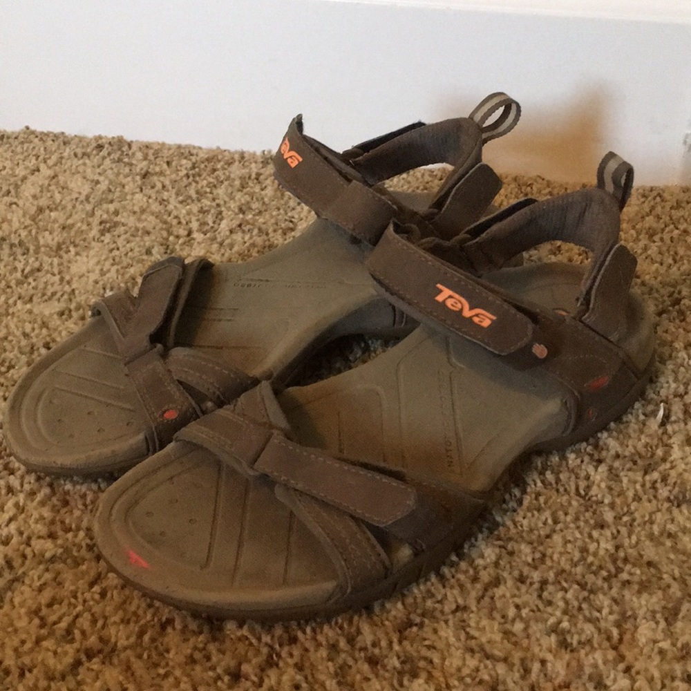 Teva sandals- tan